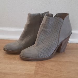 Unionbay | Tan Seude Heeled Booties
